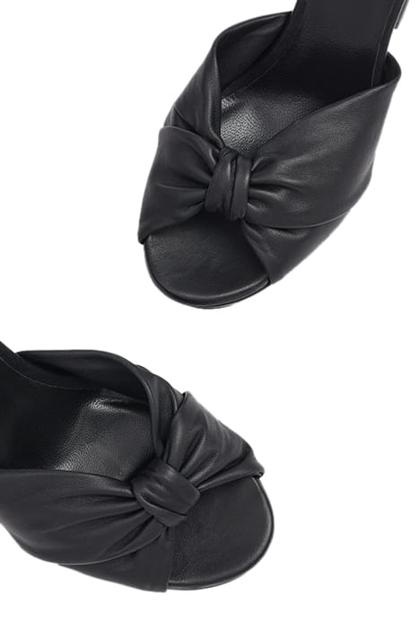 AMANDA SANDAL BLACK 4