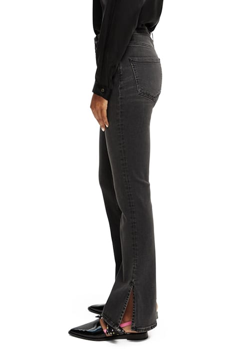 THE CHARM FLARED JEANS — SOULMATE 5