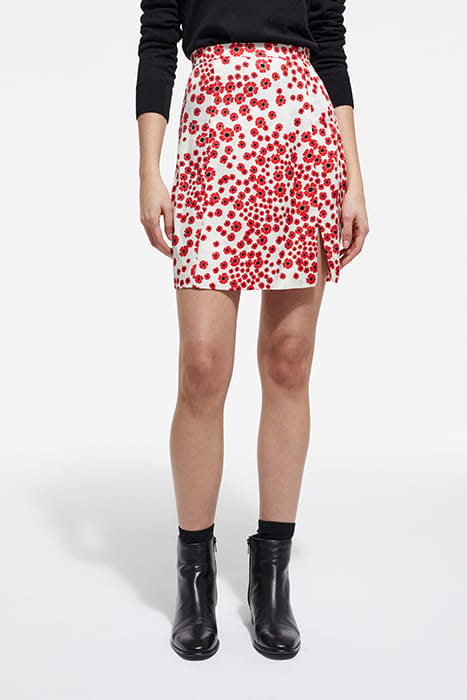 SHORT SKIRT WITH SMALL POCKET DETAIL SIDE SLOT RED / WHITE 1
