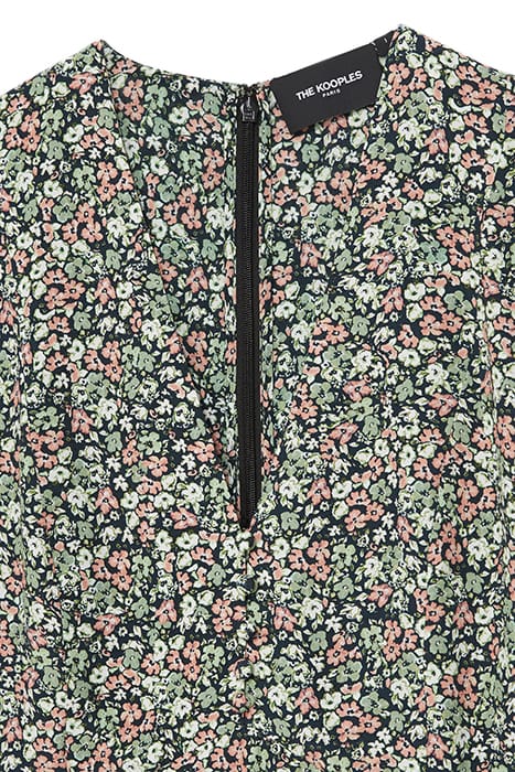 SHORT SLEEVED TOP WITH FIELD FLOWERS CUTOUTS GREEN 3
