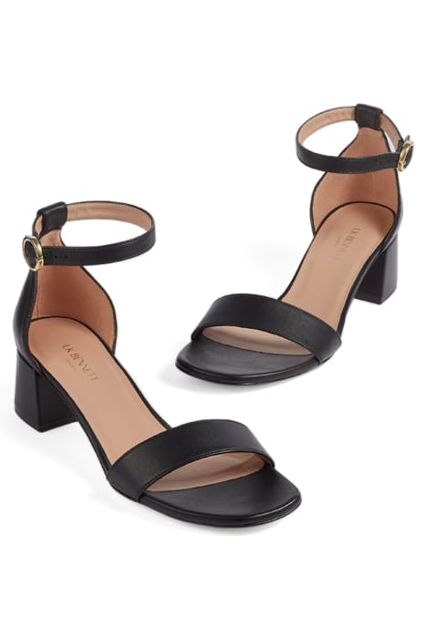NANETTE LOW SANDAL BLACK 3