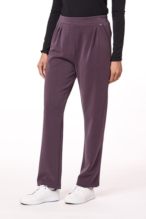 PLEAT FRONT PULL ON CARROT PLUM PERFECT 4