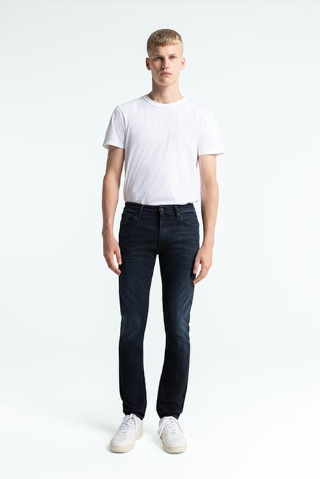 JOHN BLUE BLACK WORN 3