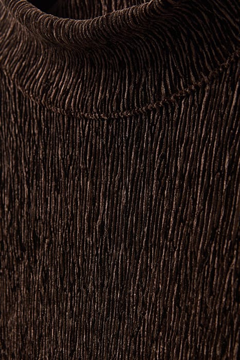 VELVET MOCKNECK HOT FUDGE 6