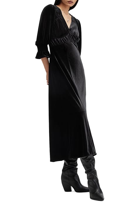 ANI VELVET DRESS BLACK 4