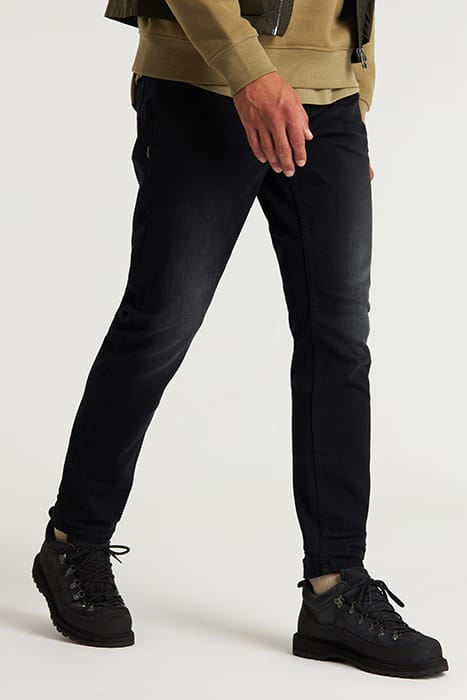 EVAN ESKO BLACK 4