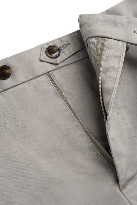 SLIM LEG STRAIGHT CHINOS LIGHT BROWN 3
