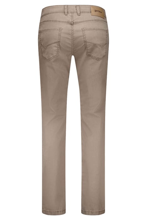 SANDRO TAUPE 2