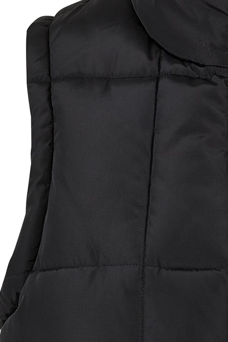 LADIES REVERSIBLE CROPPED PUFFER VEST BLACK/FUCHSIA 9