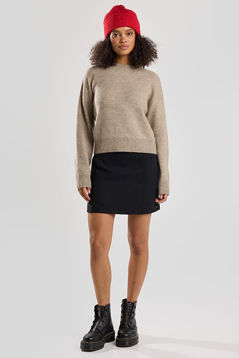 ROWAN BLACK 2