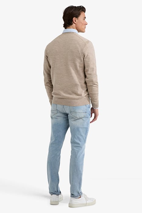 FINE MERINO CLASSIC CARDIGAN SAND 3