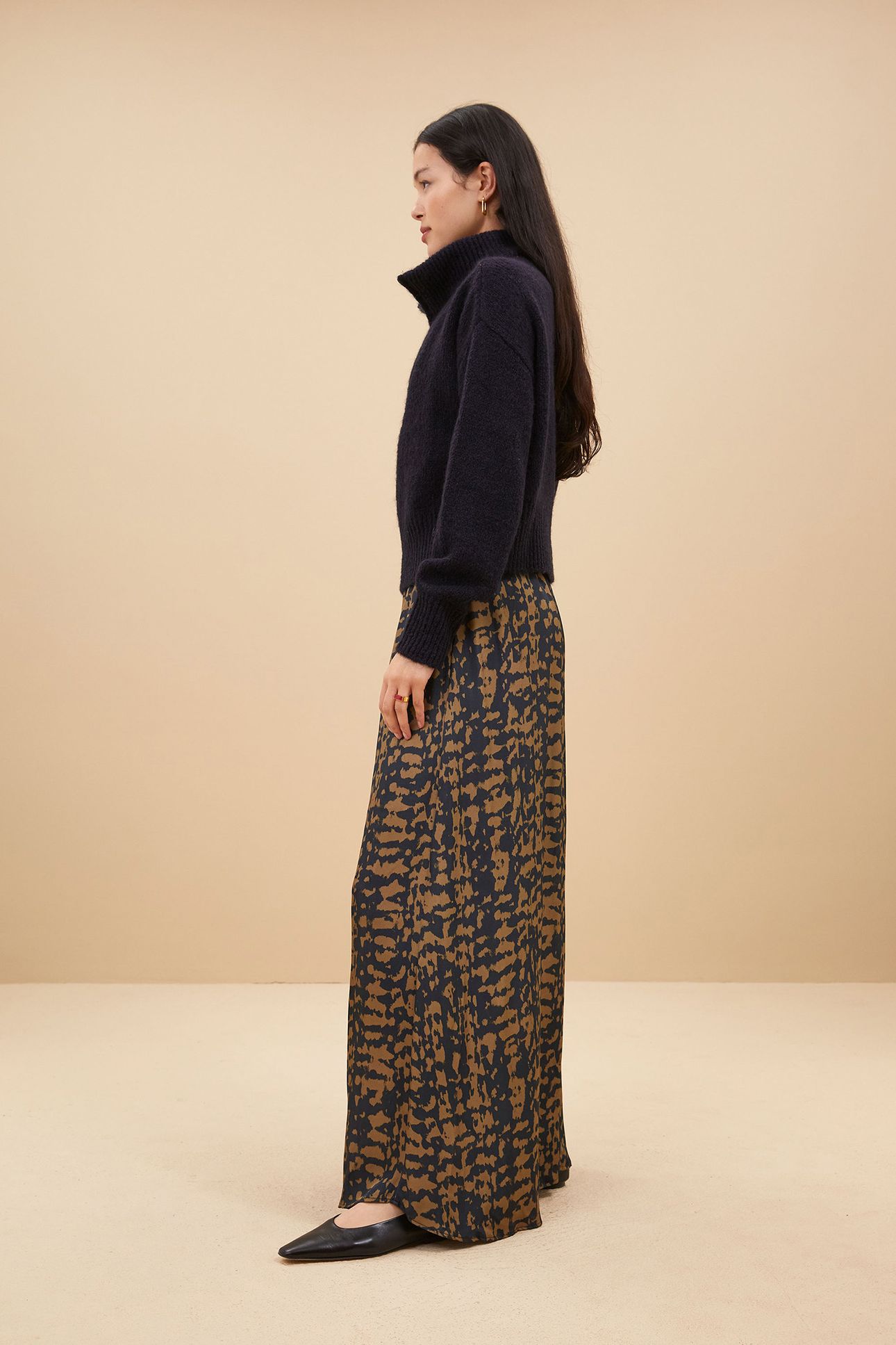 LIEN PAINTING SKIRT PAINTING PRINT 3