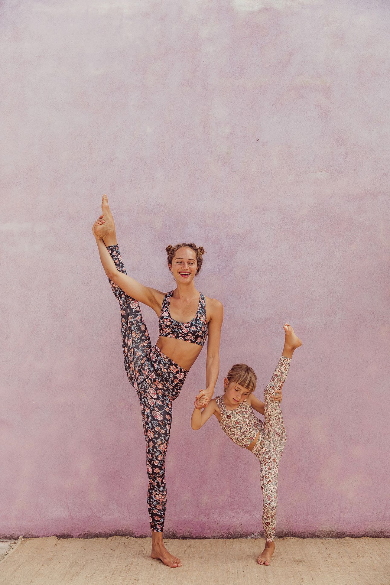 YOGA TOP TAMARIAS CREAM SAVAGE GARDEN 2