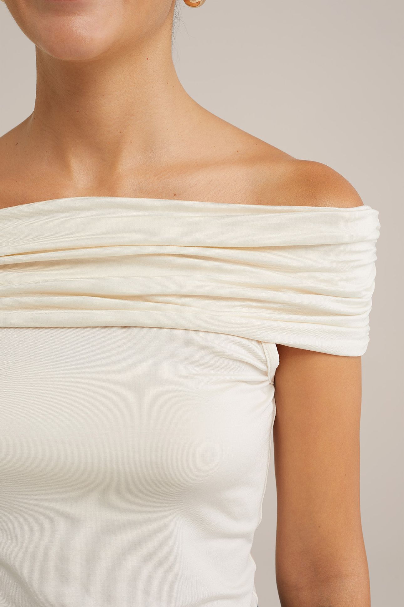 T-SHIRT WHITE 6