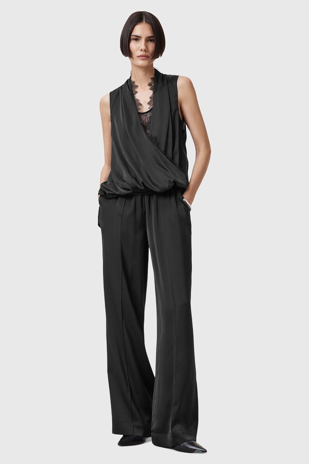 ABI LACE TOP BLACK 3