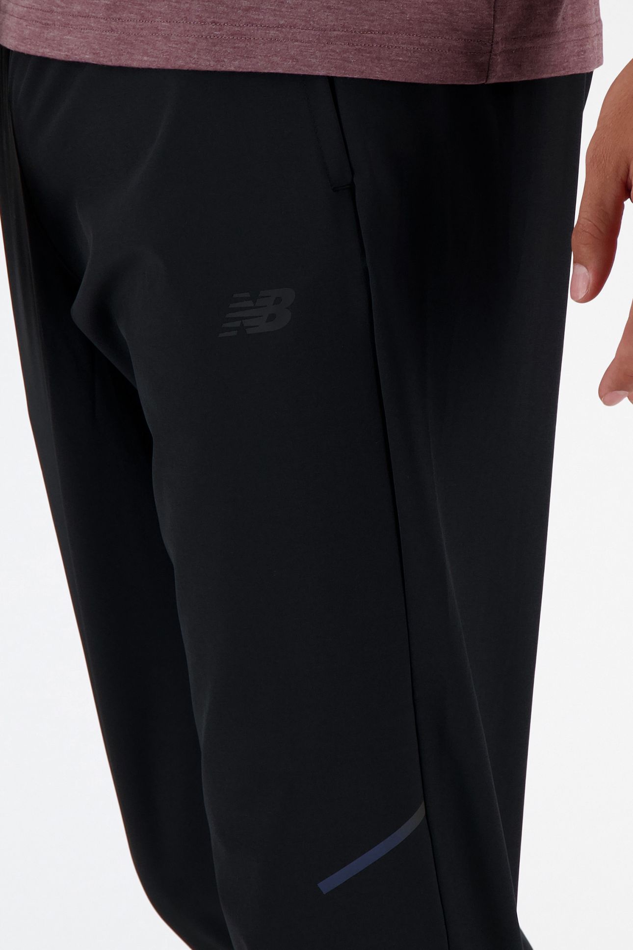 SLIM SWEATPANTS IN BLACK 4