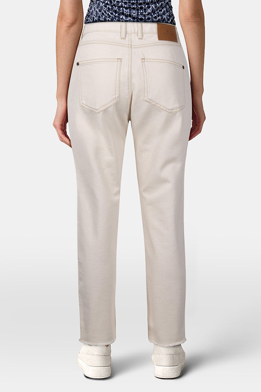LE TAYLOR - 7/8TH ECRU MOM JEANS 2