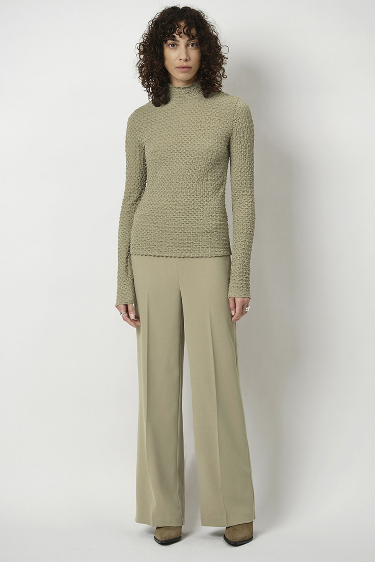 ZANE STRUCTURED LAYERING TOP SWAMP GREEN 1