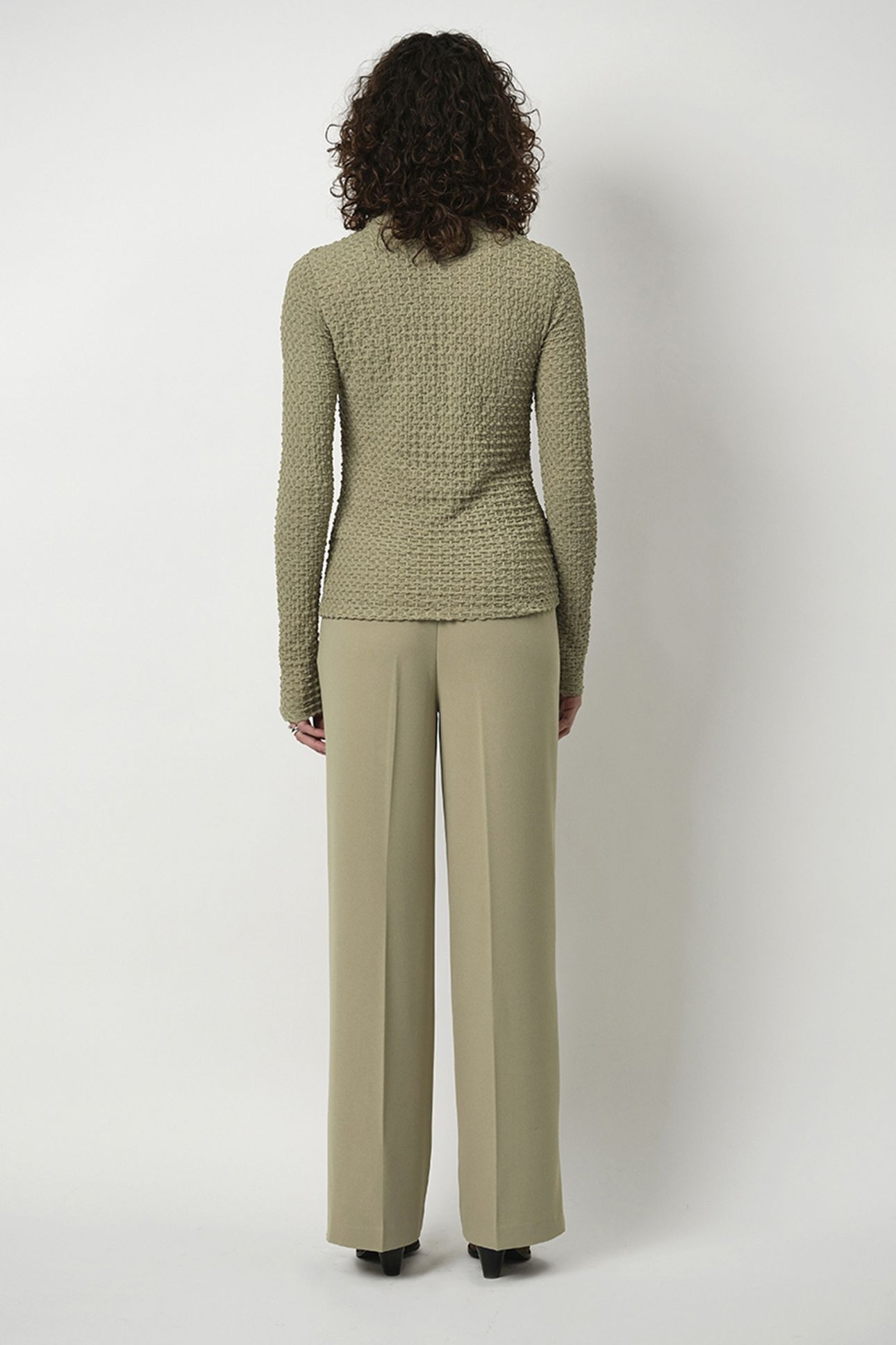 ZANE STRUCTURED LAYERING TOP SWAMP GREEN 2