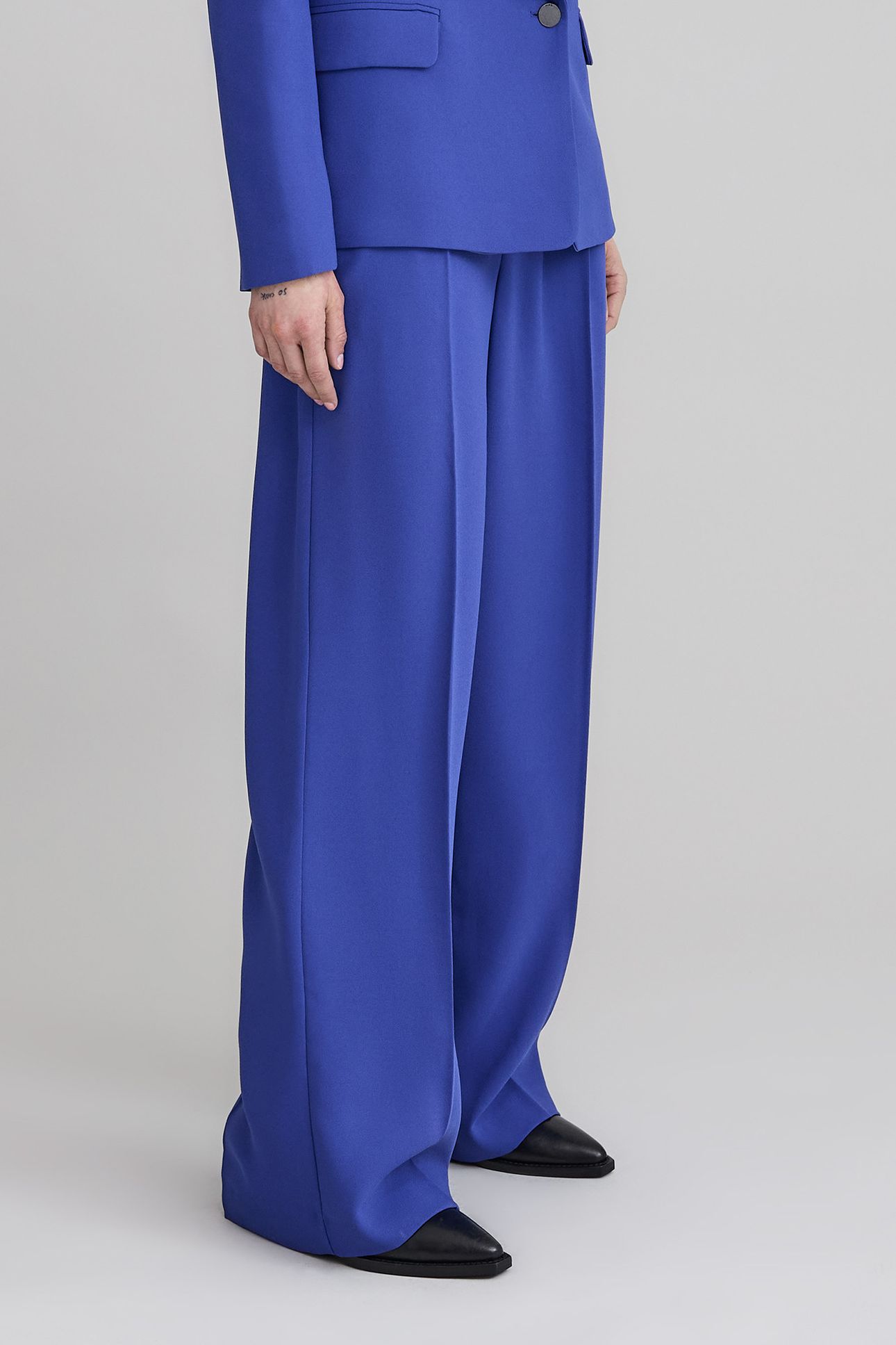 ROYAL BLUE DOUBLE-BELTED WIDE-LEG SUIT PANTS 5