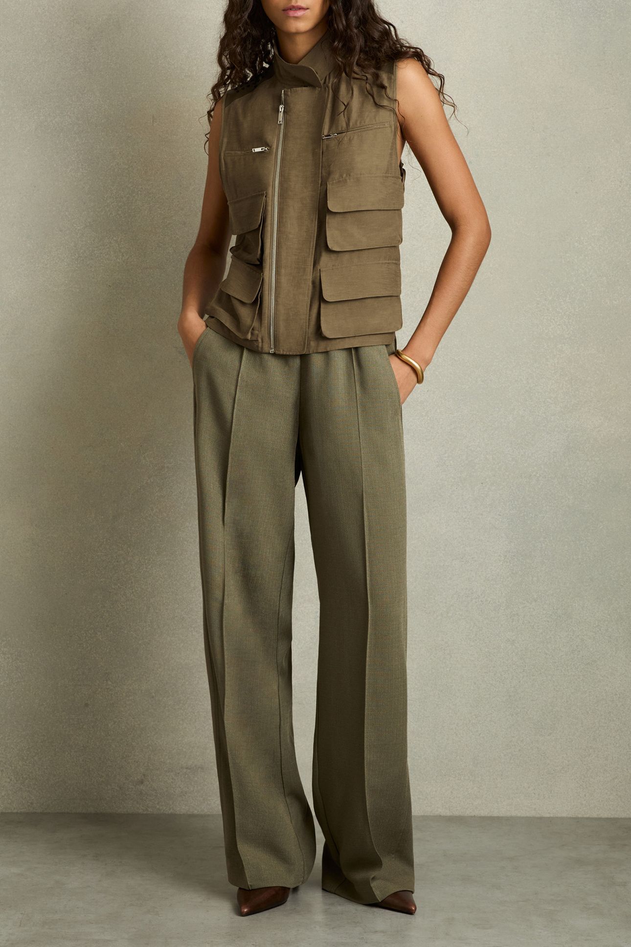 GRACE POCKET STITCH GILLET KHAKI 1