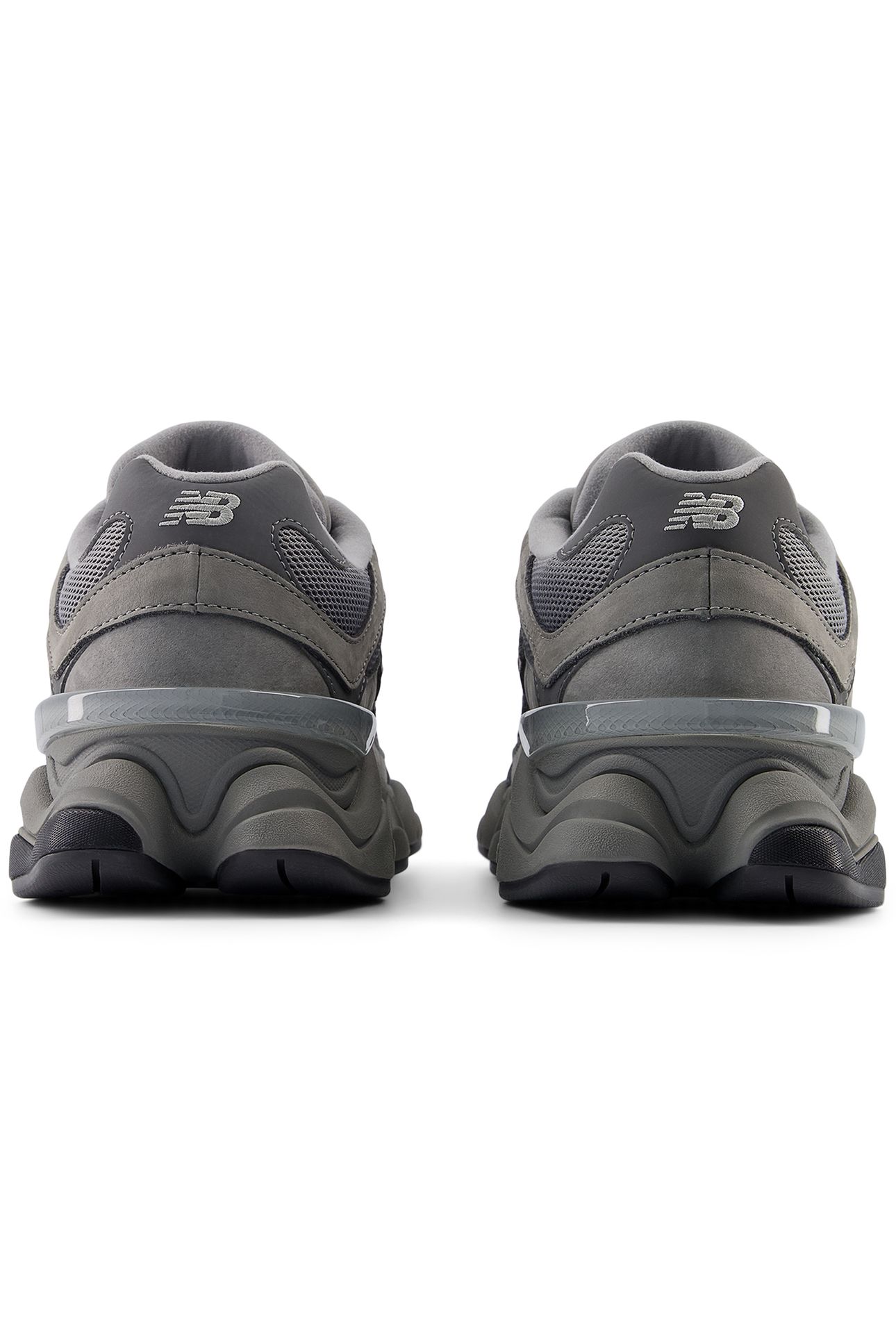 U9060ZGB SNEAKERS IN SHADOW GREY 4