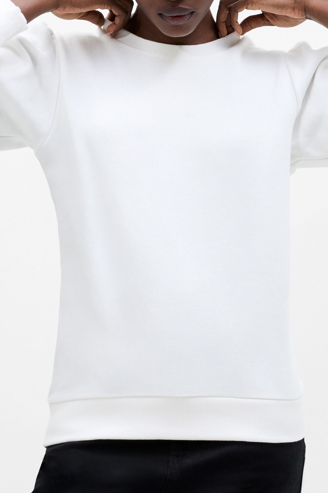 FC PUFF SLEEVE SWEAT WHITE 3