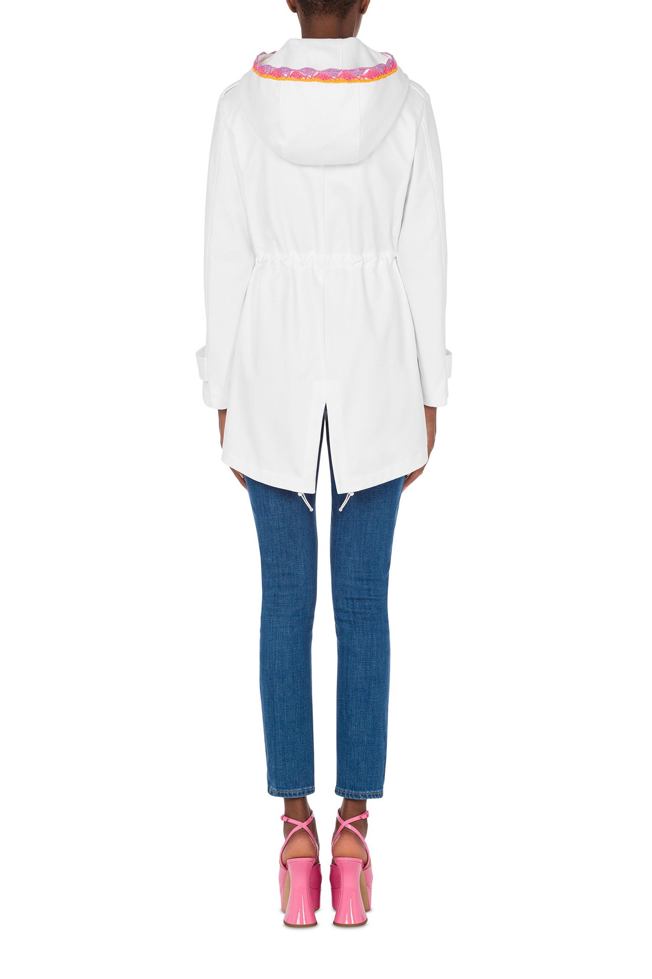 OUTERWEAR WHITE 2