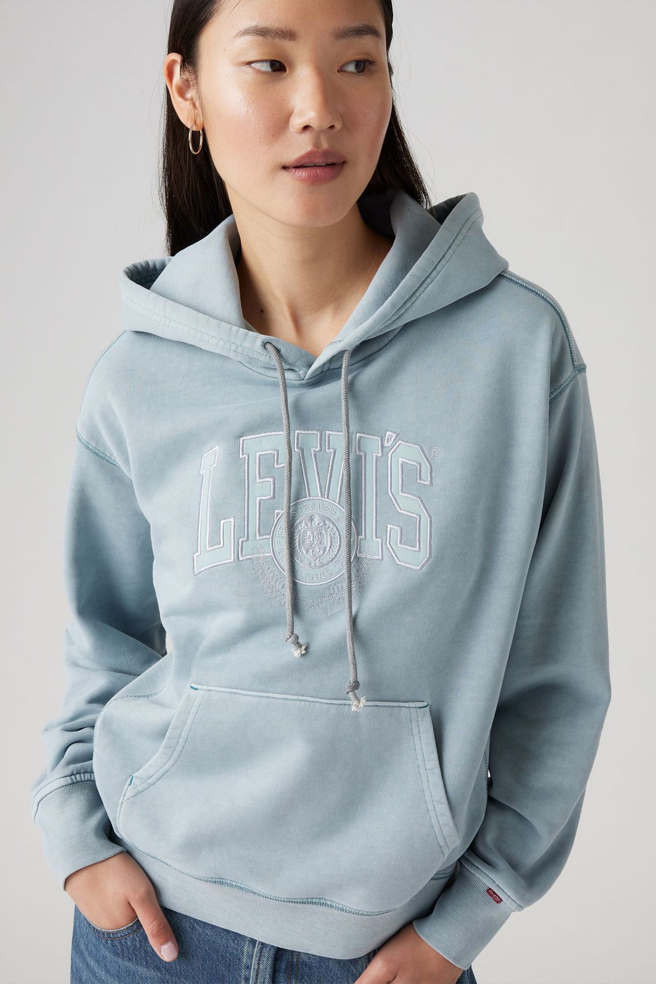 GRAPHIC HERITAGE HOODIE APPLIQUE 4