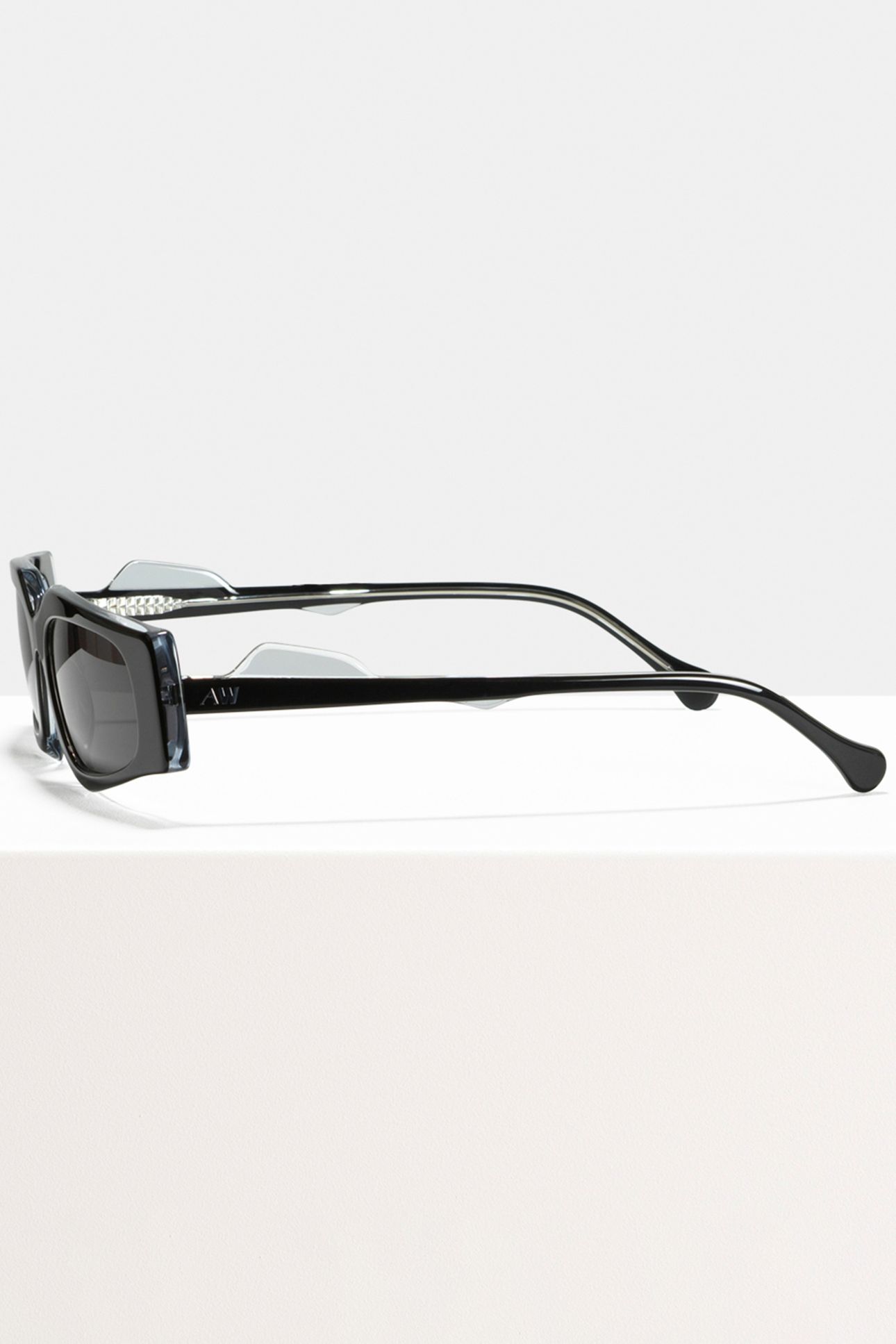 ASHLEY HELL RAISER OBSIDIAN 3