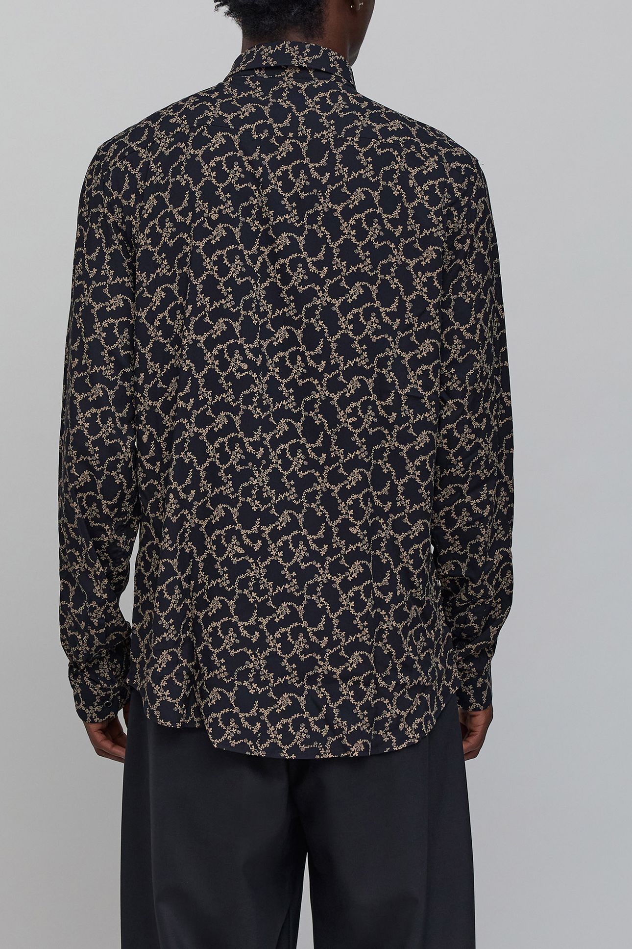 BLACK SLIM SHIRT WITH SKULL AND FLOWERS PRINT 2