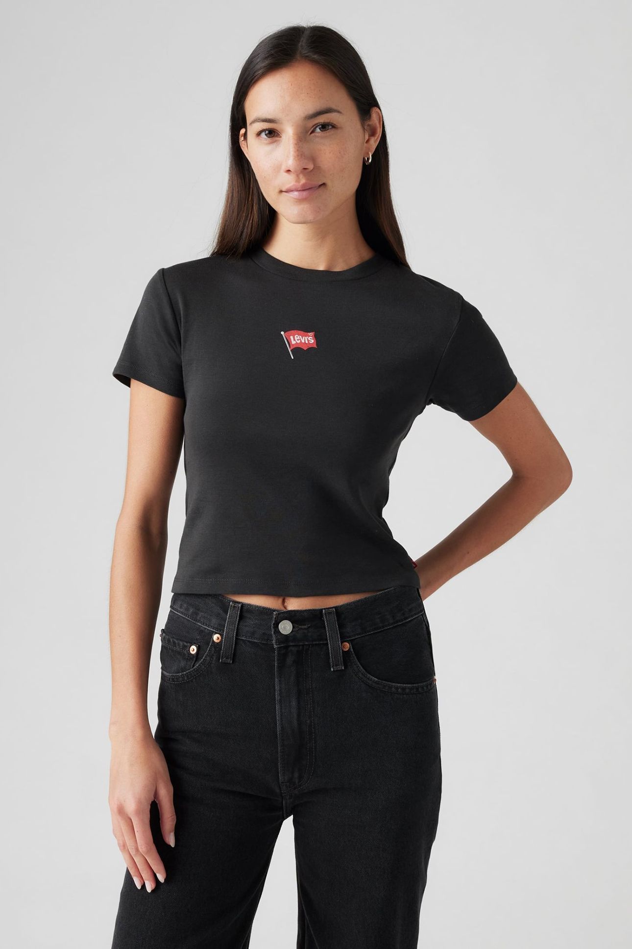 GR ESSENTIAL SPORTY TEE MINI FLAG BLACK 1