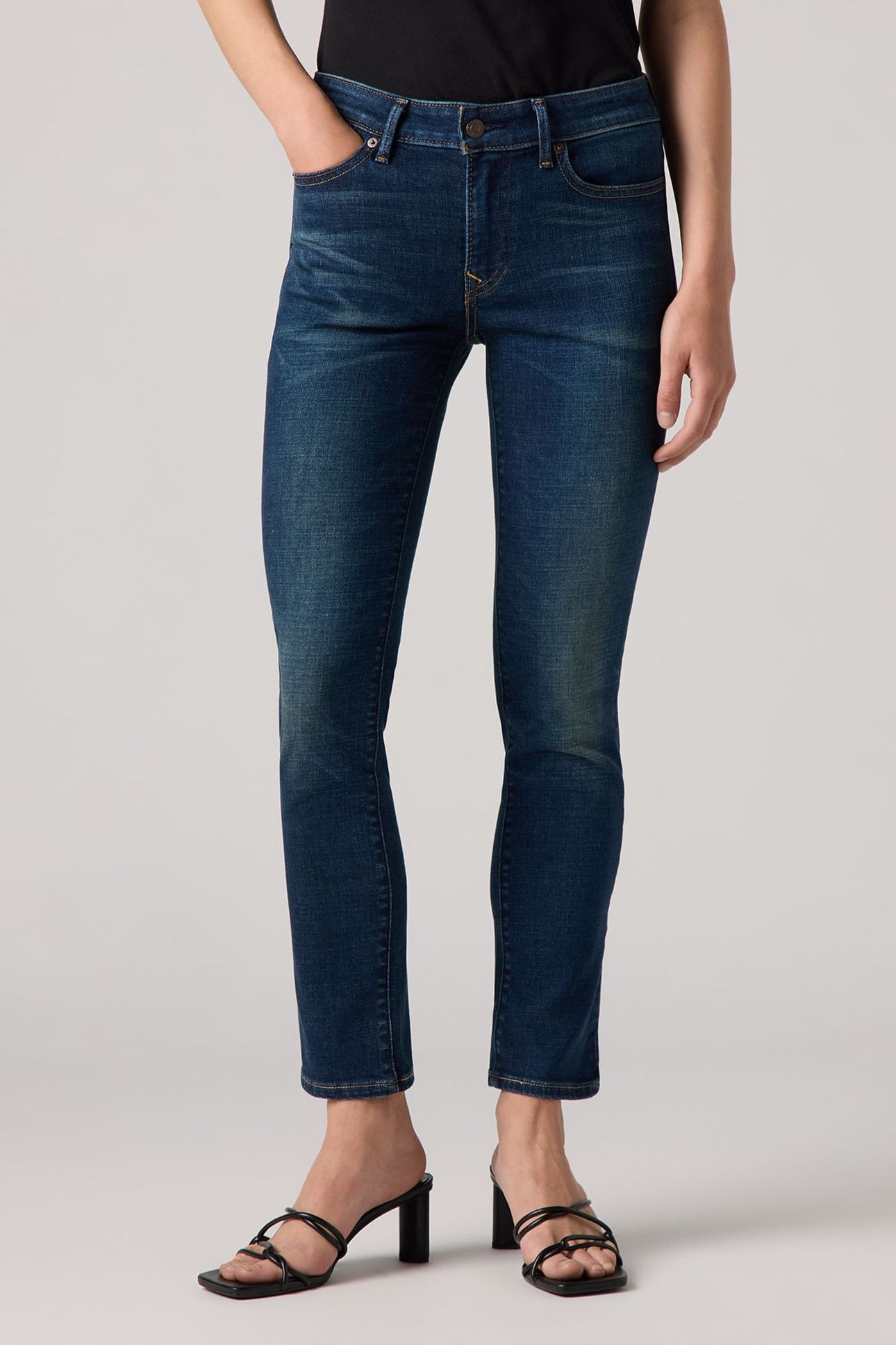 712 SLIM WELT POCKET MILES APART 1