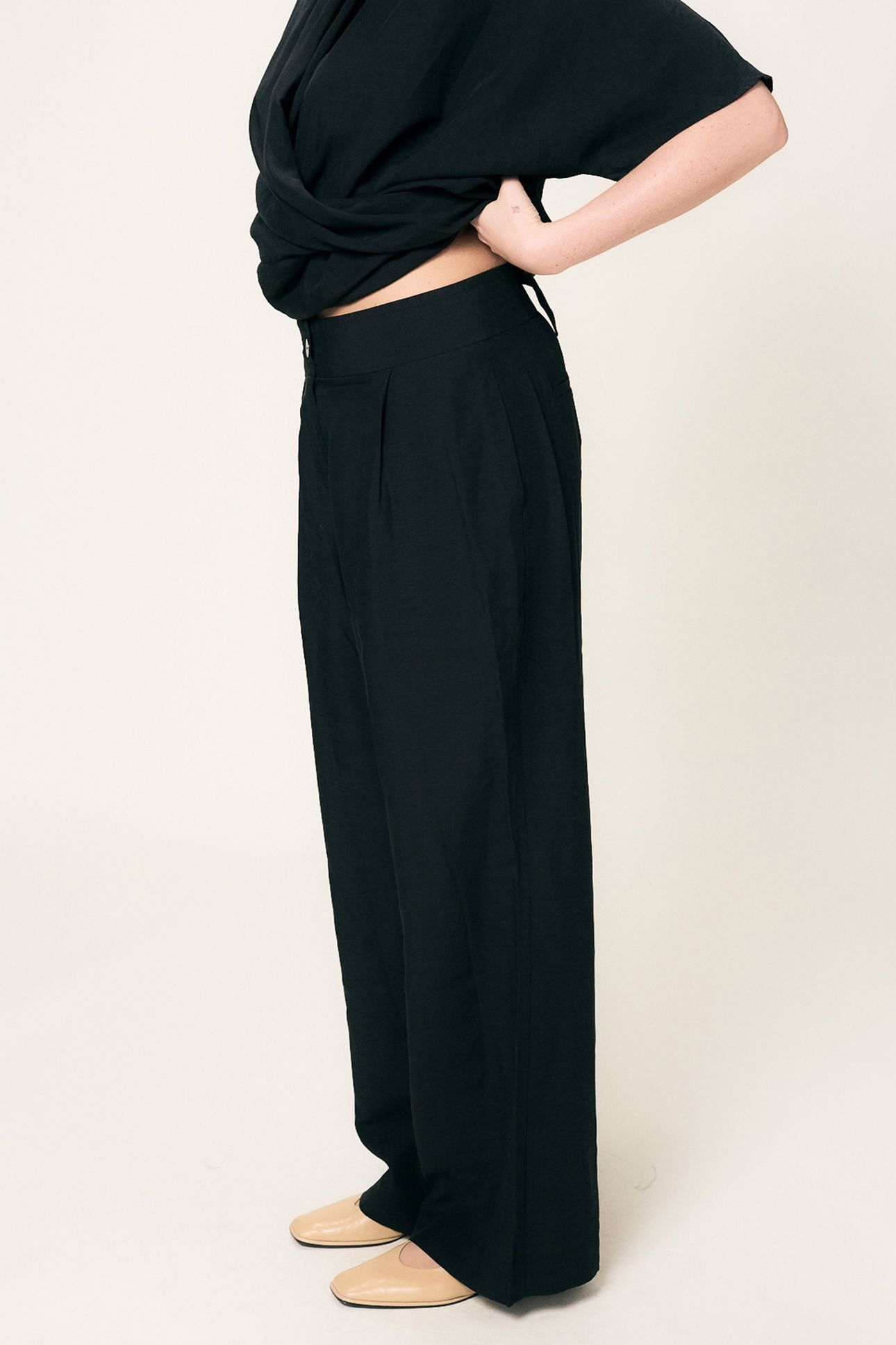 JUNONIA BLACK 3