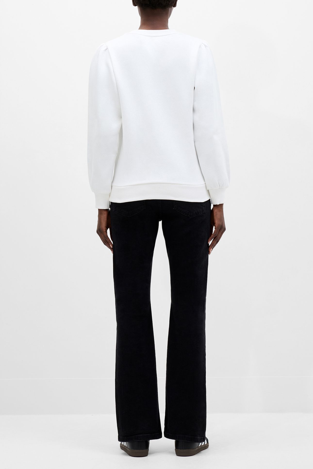 FC PUFF SLEEVE SWEAT WHITE 2