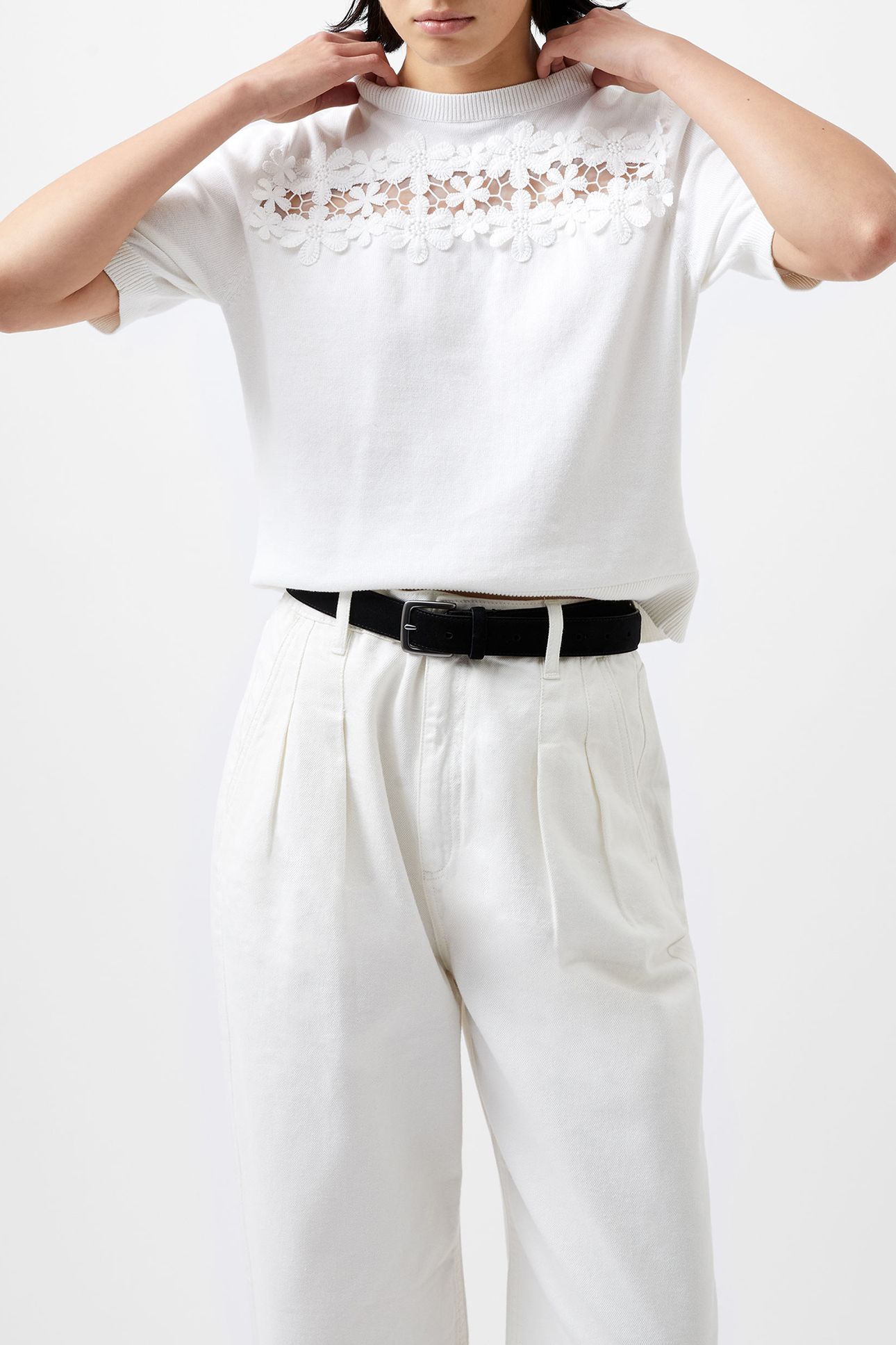 JILLY COBALO LACE SS TOP LINEN WHITE 1