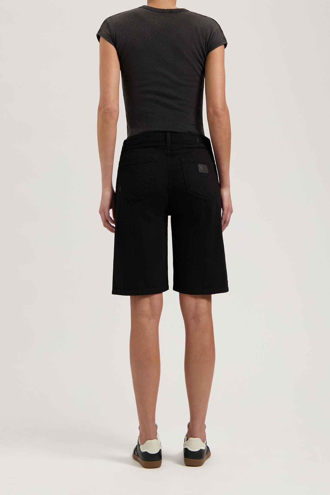 SUZY MID SHORT - BLACKDIP BLACKDIP 4