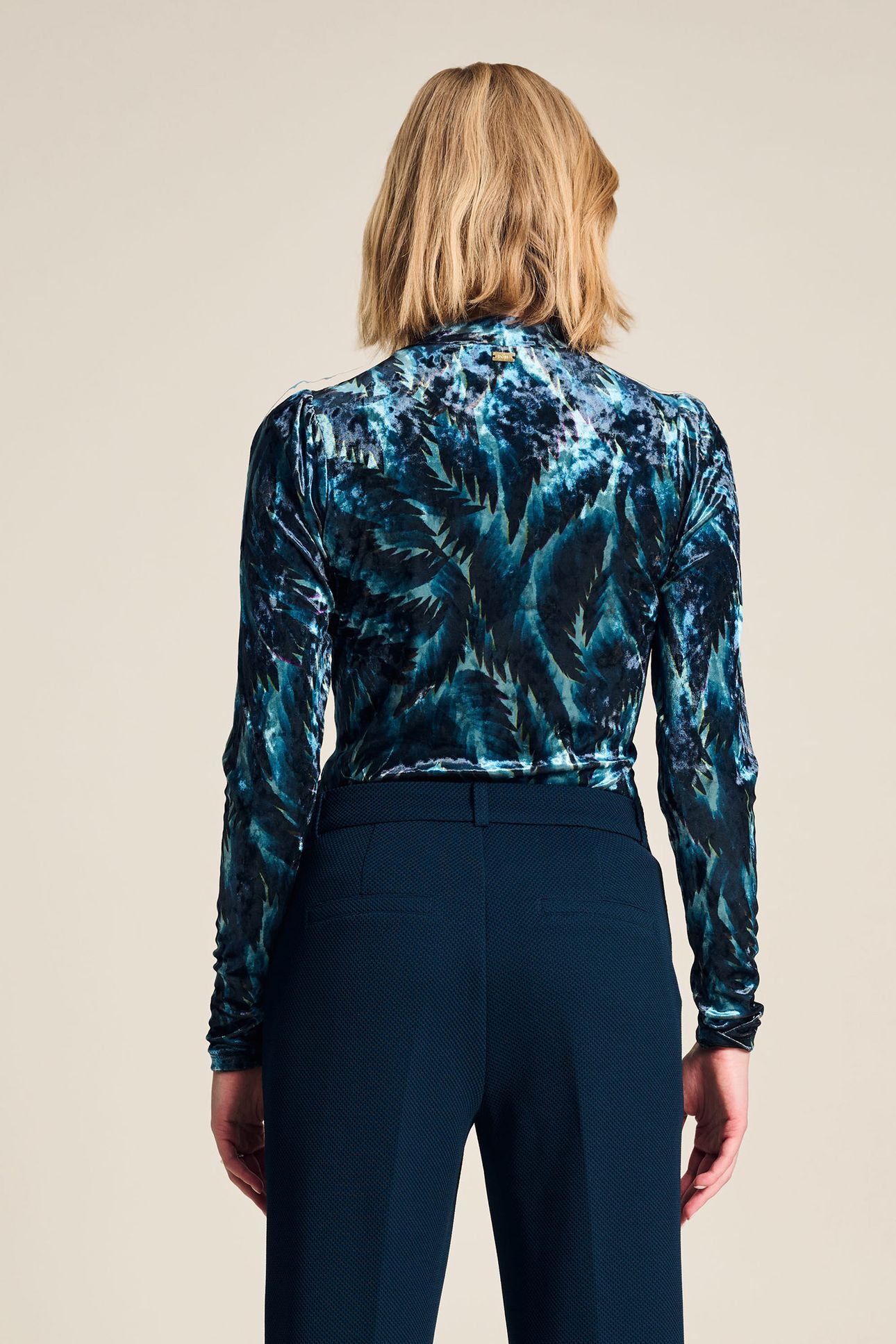 TURTLENECK - FEATHERS BLUE 2