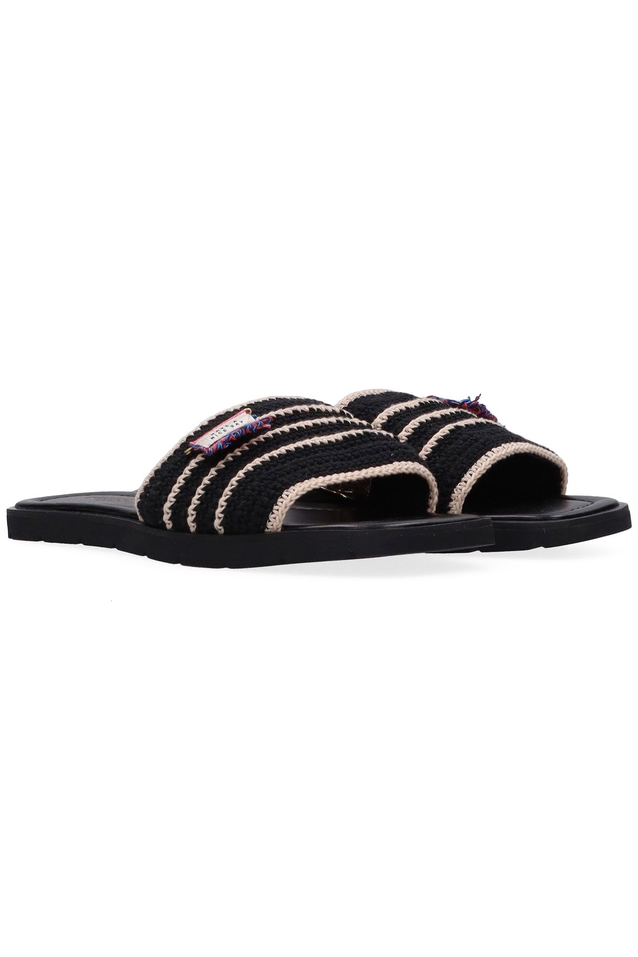 TILDA BLACK 3