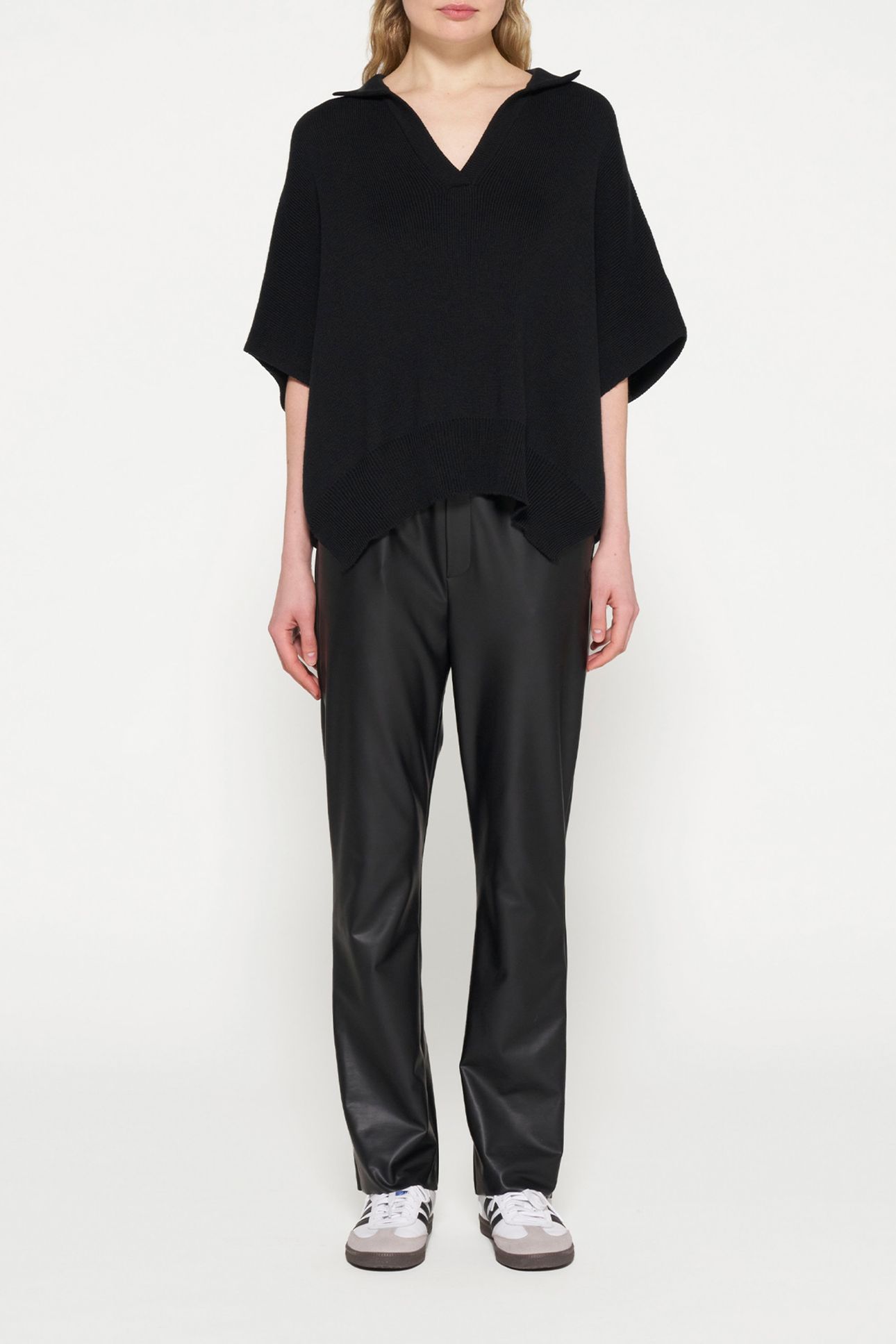 LEATHER LOOK FLARED PANTS BLACK 2