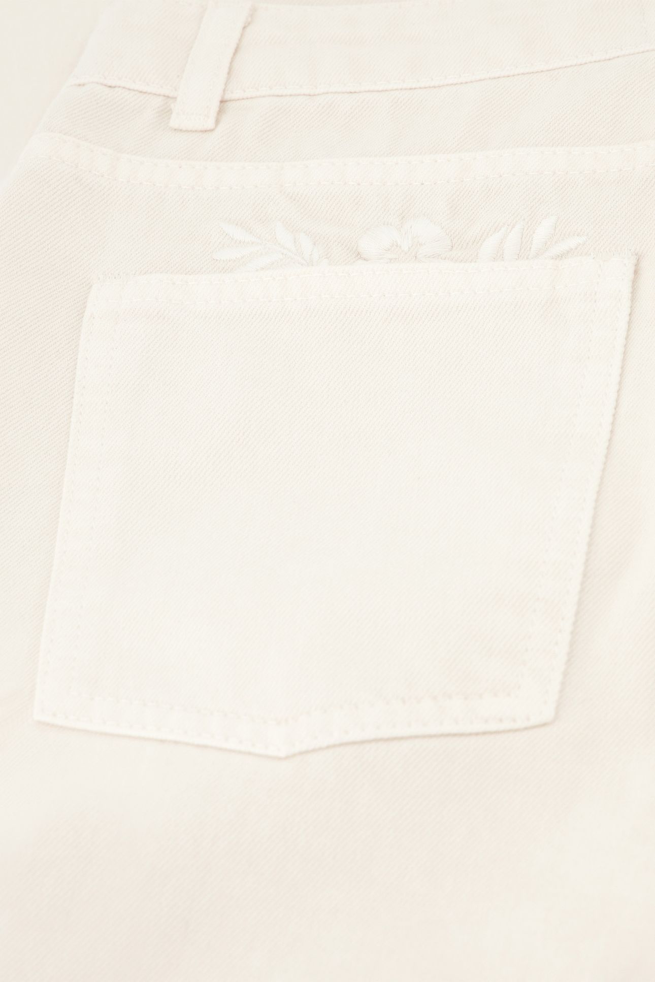 LOLA STRAIGHT CREAM WHITE 4