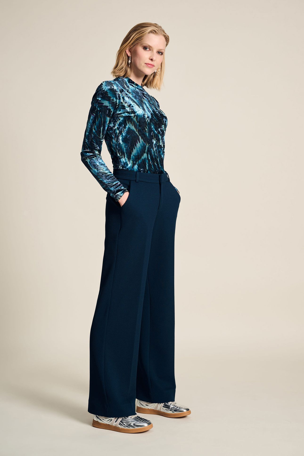TURTLENECK - FEATHERS BLUE 5