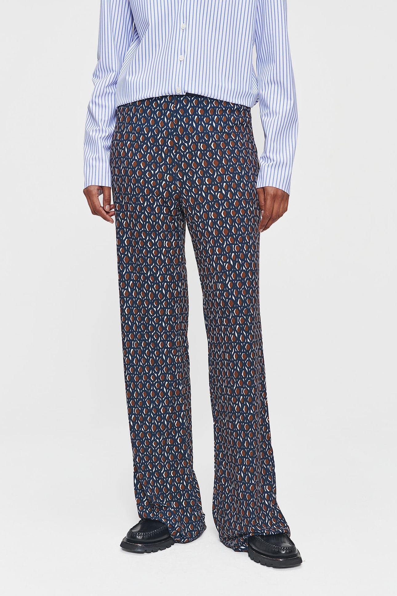 FLUID PRINT FLARED PANTS HAZEL 1