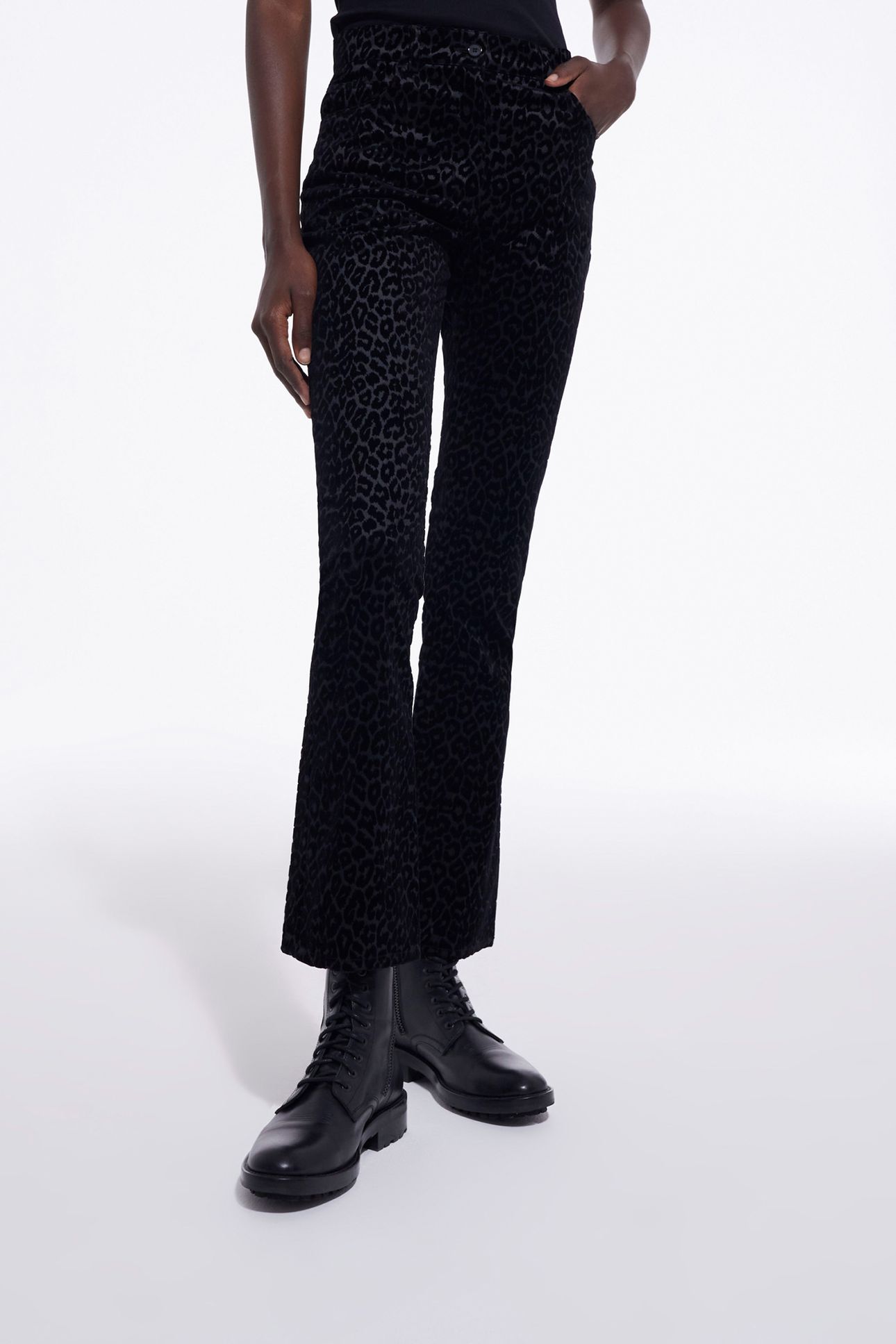 LEO COSTUME PANTS BLACK 1
