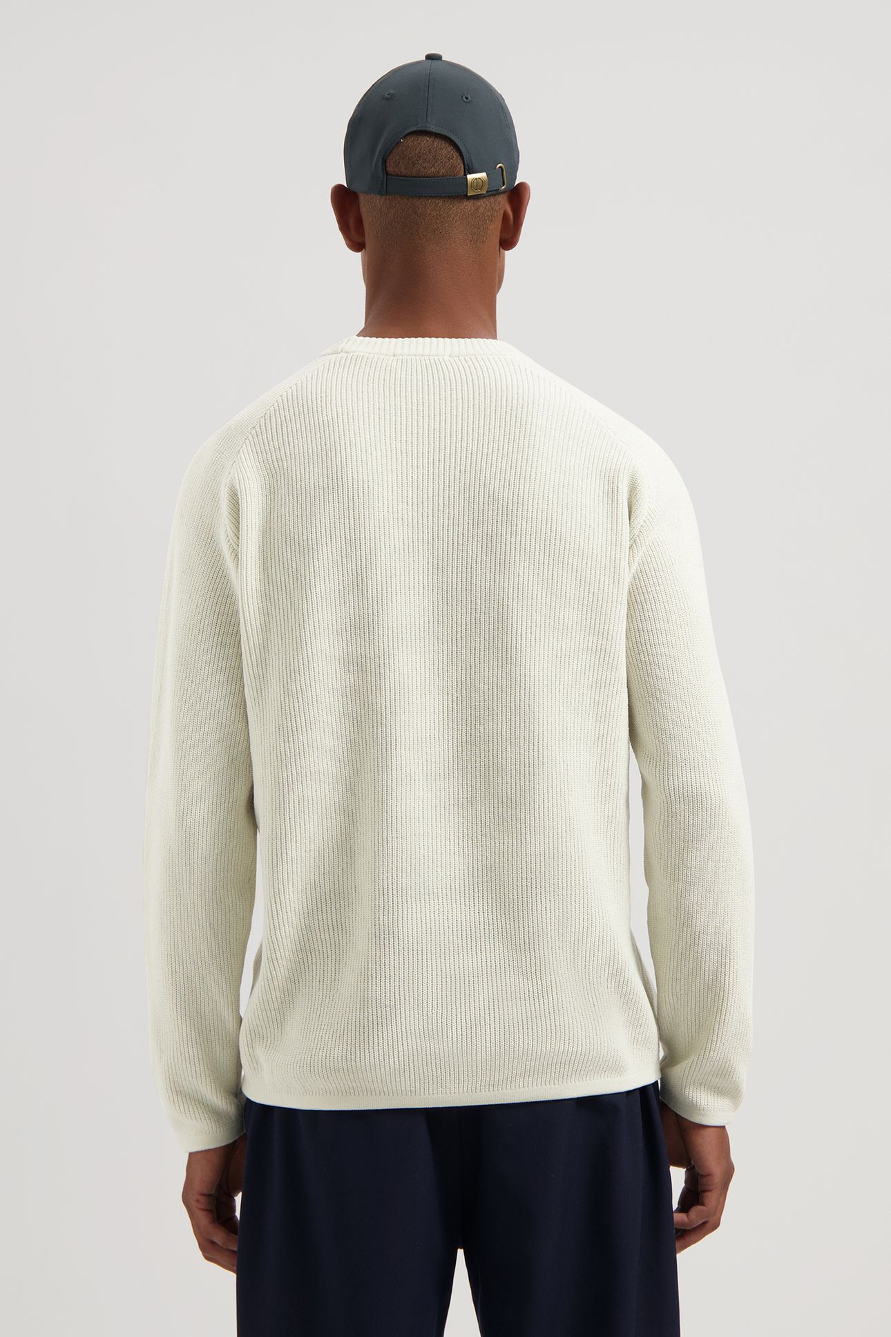 DS-CHENILLE CREWNECK SILVER BIRCH 2
