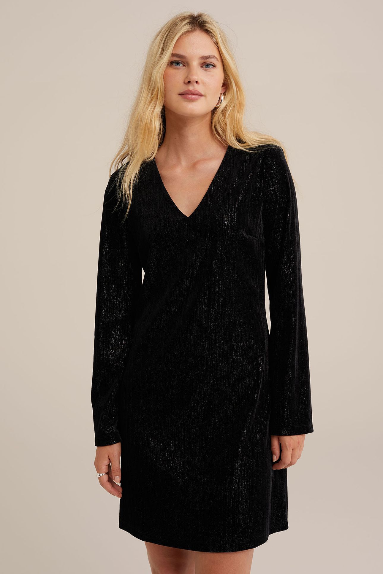 DRESS MID LENGTH BLACK 1