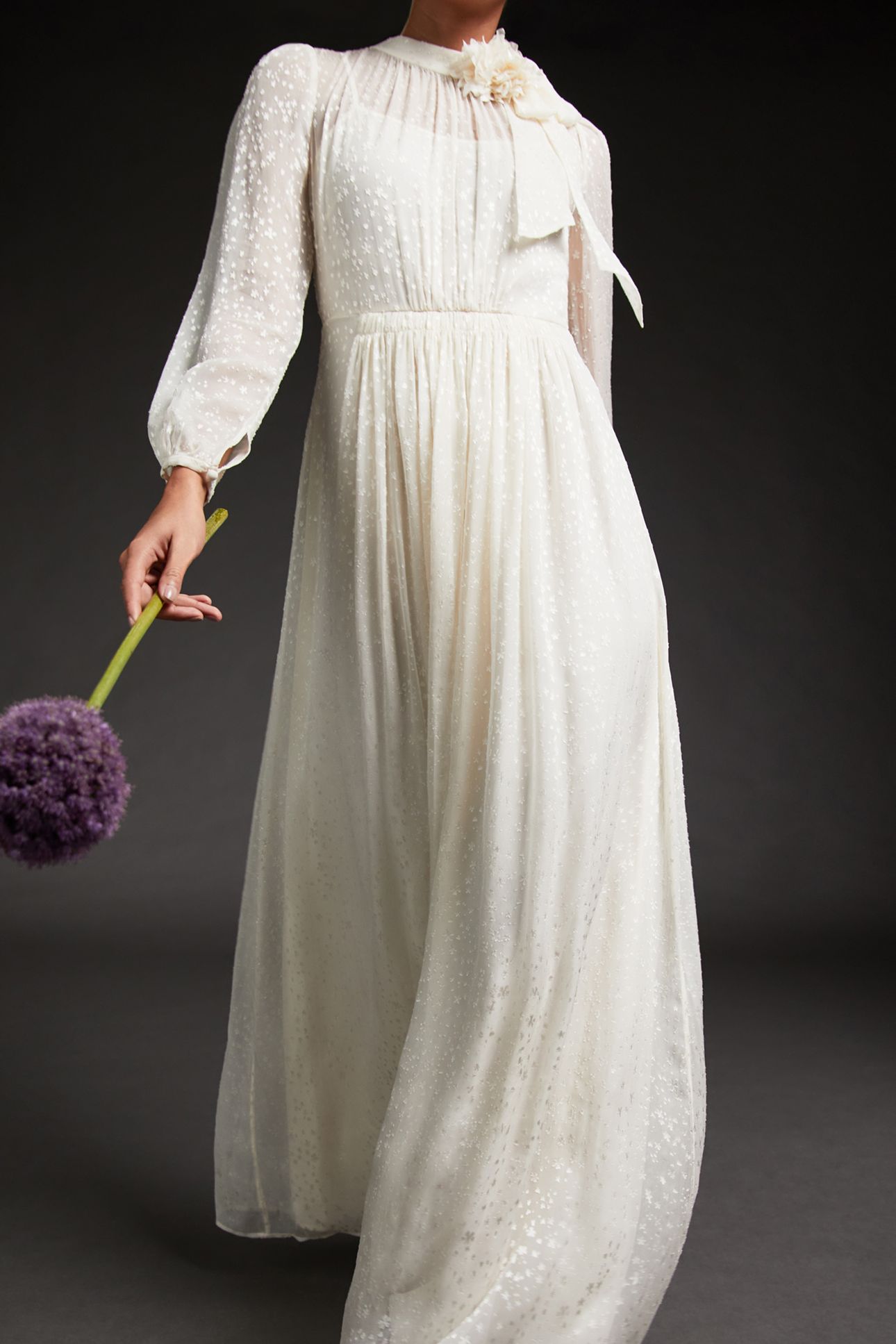 DR LOVETTE ANTIQUE WHITE 2