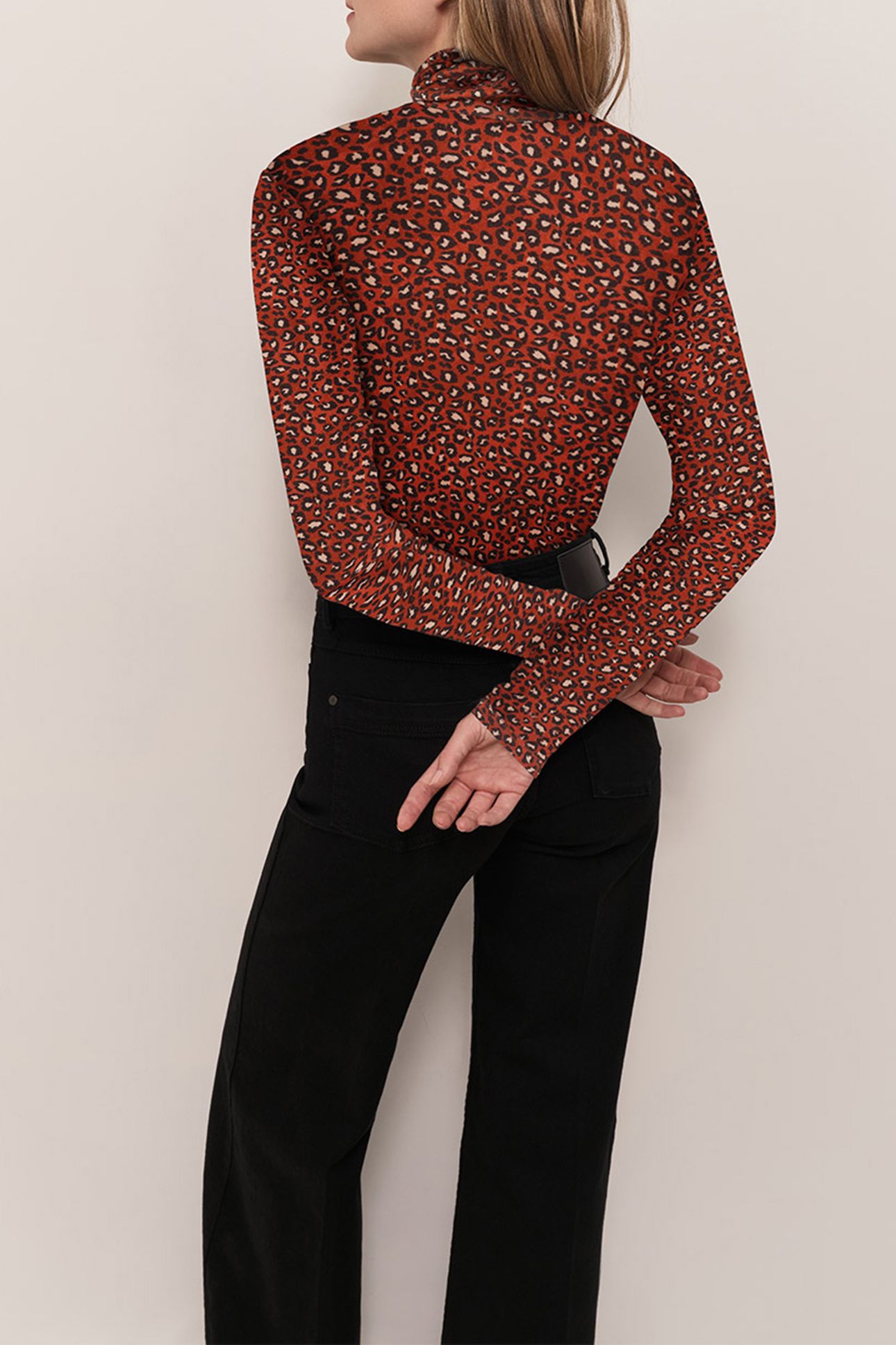 MADLY - GRAY TURTLENECK T-SHIRT WITH NIGHT GARDEN PRINT 2