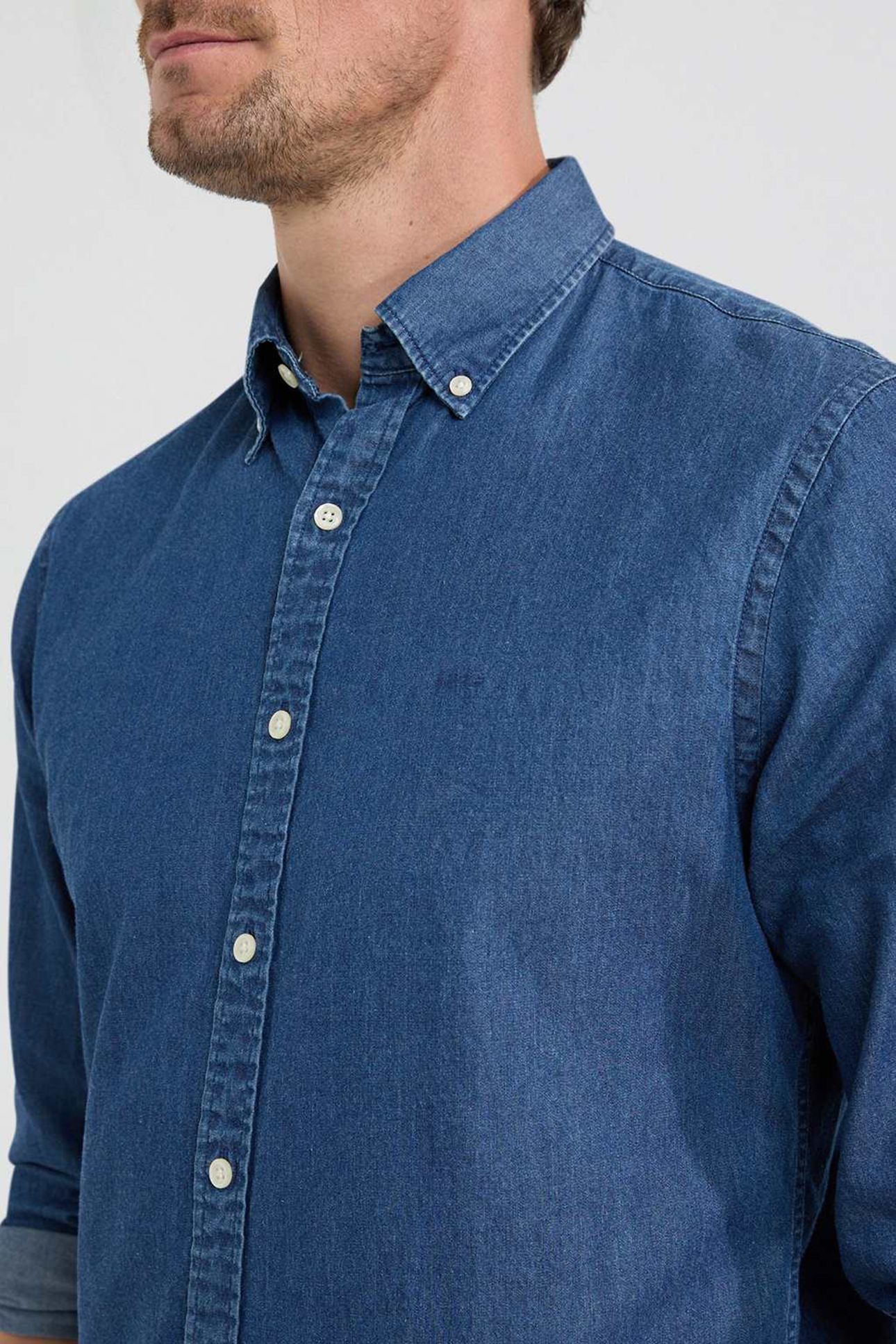 CHAMBRAY SHIRT MEDIUM BLUE 6