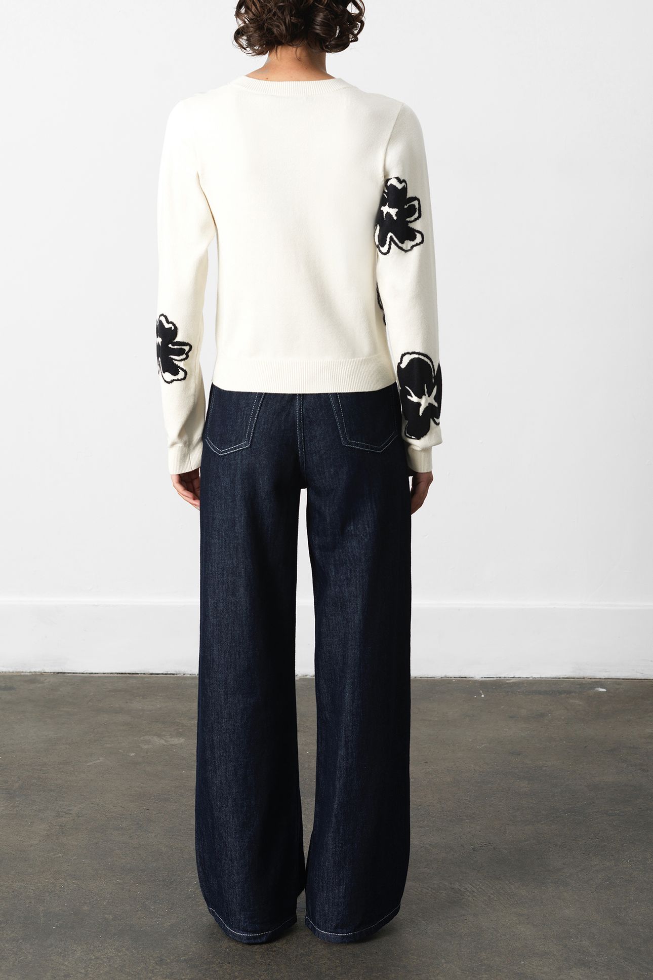 PAISLEE FLORAL JACQUARD JUMPER WHITE MULTI 3